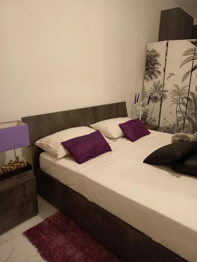 Violet Apartment Como Exterior photo