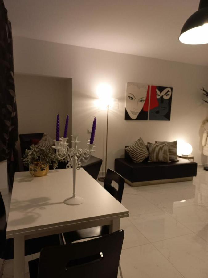 Violet Apartment Como Exterior photo