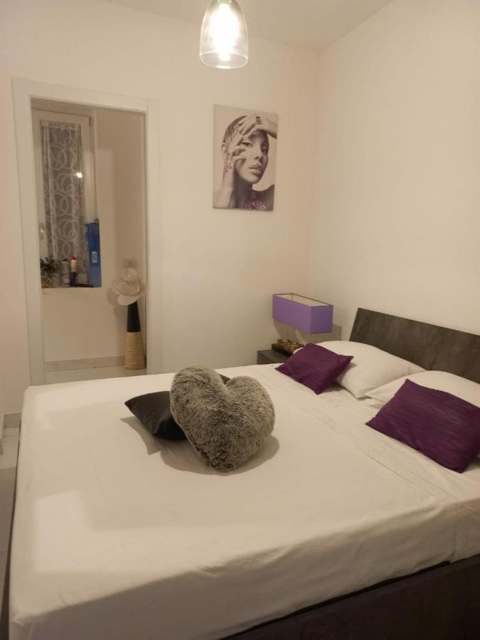 Violet Apartment Como Exterior photo